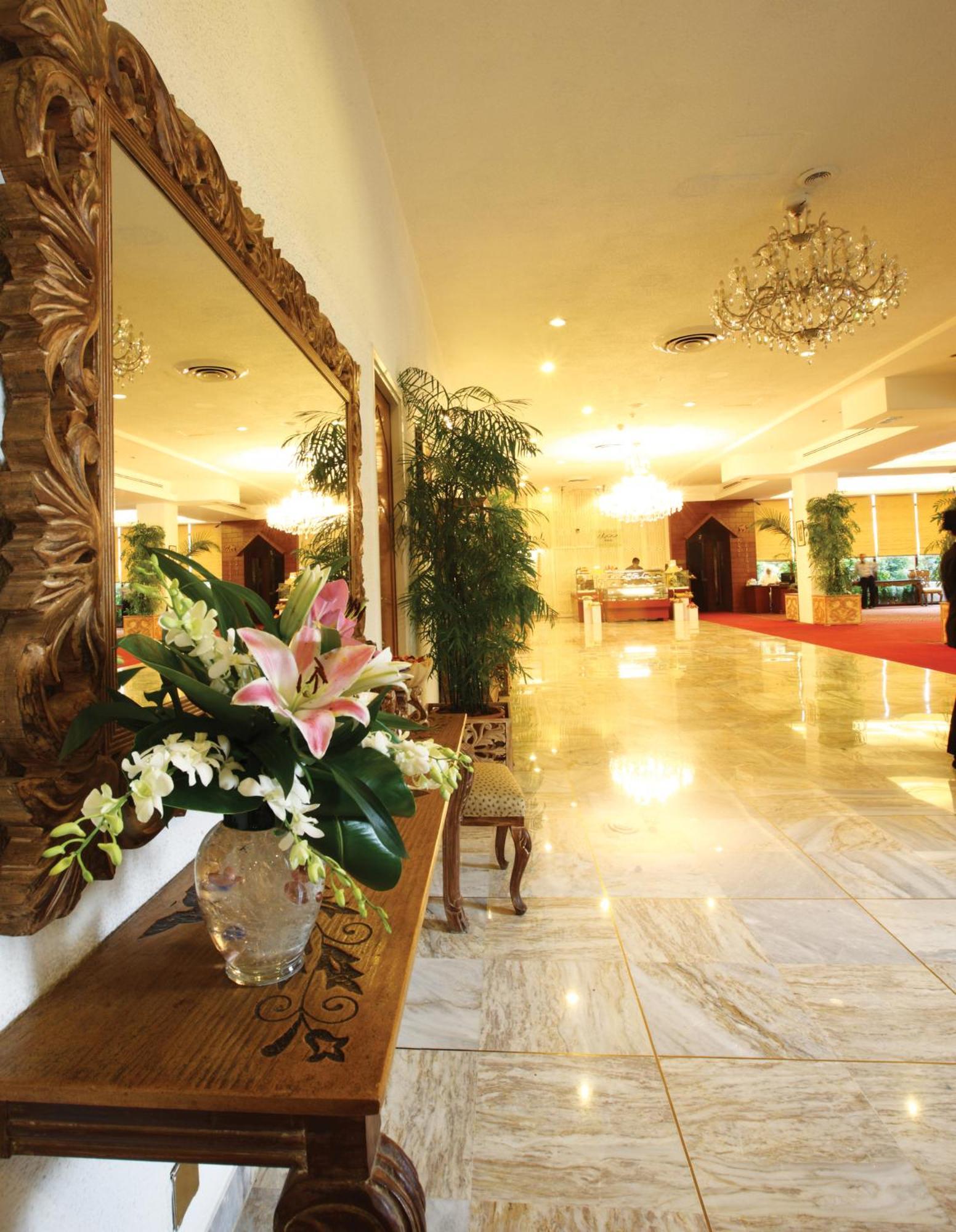 Pearl Continental Hotel, Karachi Eksteriør bilde Lobby